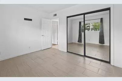 8400 W Sample Rd, Unit #203, Coral Springs, FL 33065 - Photo 19