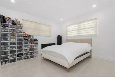 825  Argonaut Isle, Dania Beach, FL 33004 - Photo 19