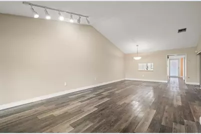 370  Fairway Circle, Unit #13, Weston, FL 33326 - Photo 15