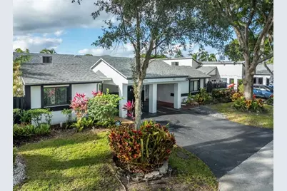 370  Fairway Circle, Unit #13, Weston, FL 33326 - Photo 45