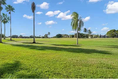 370  Fairway Circle, Unit #13, Weston, FL 33326 - Photo 3
