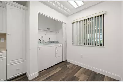 370  Fairway Circle, Unit #13, Weston, FL 33326 - Photo 19