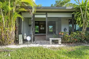 370 Fairway Cir, Weston, FL 33326 - Photo 25