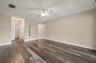 370 Fairway Cir, Weston, FL 33326 - Photo 27