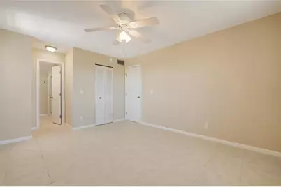 10101  Sunrise Lakes Blvd, Unit #410, Sunrise, FL 33322 - Photo 25