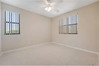 10101  Sunrise Lakes Blvd, Unit #410, Sunrise, FL 33322 - Photo 21
