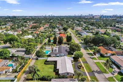 5011  Madison St, Hollywood, FL 33021 - Photo 11