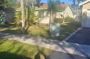 1424 NW 49th Ave, Coconut Creek, FL 33063 - Photo 3