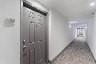 2401 NE 65th St, Fort Lauderdale, FL 33308 - Photo 17