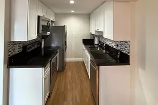 2028 Exeter B Unit, Boca Raton, FL 33434 - Photo 3