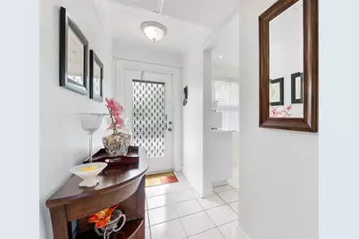 7807  Golf Circle Dr, Unit #211, Margate, FL 33063 - Photo 21