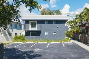 421 SW 9th St, Miami, FL 33130 - Photo 13