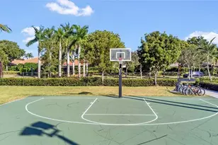 9810 S Miralago Way, Parkland, FL 33076 - Photo 39