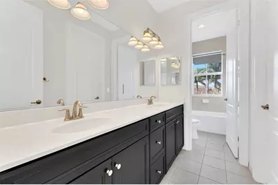 9810 S Miralago Way, Parkland, FL 33076 - Photo 21