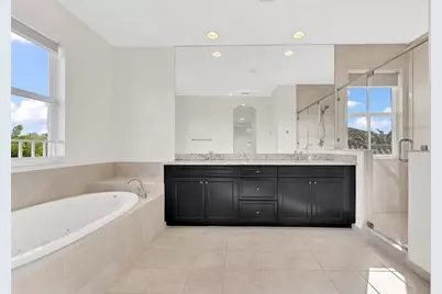 9810 S Miralago Way, Parkland, FL 33076 - Photo 27