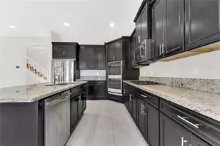 9810 S Miralago Way, Parkland, FL 33076 - Photo 13