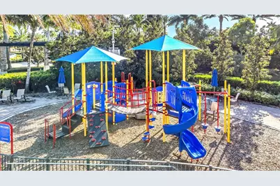 9810 S Miralago Way, Parkland, FL 33076 - Photo 37