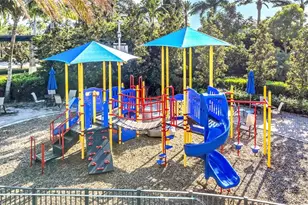 9810 S Miralago Way, Parkland, FL 33076 - Photo 37