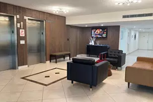 3960 Oaks Clubhouse Dr, Pompano Beach, FL 33069 - Photo 19