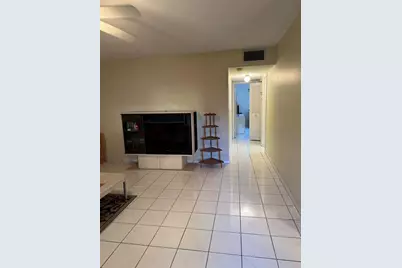 3081 NW 47th Ter, Unit #206, Lauderdale Lakes, FL 33313 - Photo 3