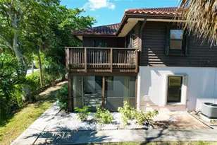 444 Pine Cir, Boca Raton, FL 33432 - Photo 3