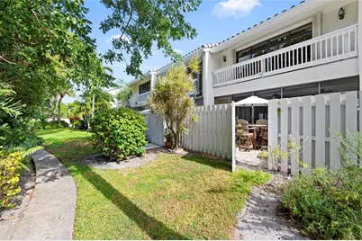 630 NE 20th Ln, Boynton Beach, FL 33435 - Photo 29