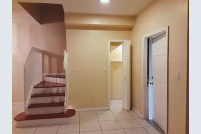 1425 SE 24th Ct, Homestead, FL 33035 - Photo 3