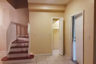 1425 SE 24th Ct, Homestead, FL 33035 - Photo 3