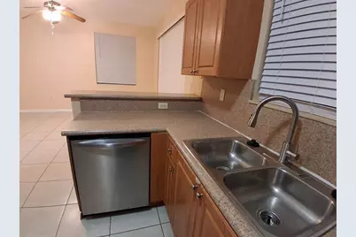 1425 SE 24th Ct, Homestead, FL 33035 - Photo 15
