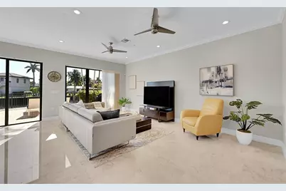 2254 SE 7th Street, Pompano Beach, FL 33062 - Photo 13