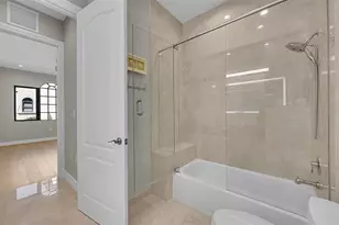 2254 SE 7th St, Pompano Beach, FL 33062 - Photo 25