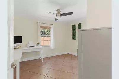 31  Miami Gardens Rd, West Park, FL 33023 - Photo 9