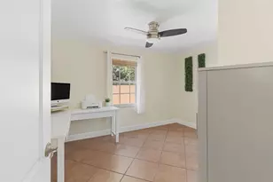 31 Miami Gardens Rd, West Park, FL 33023 - Photo 9