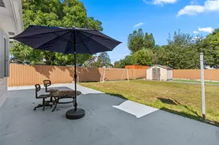31 Miami Gardens Rd, West Park, FL 33023 - Photo 21