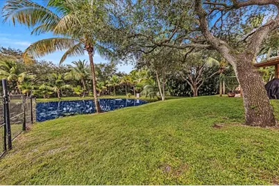 2931 SW 108th Way, Davie, FL 33328 - Photo 35