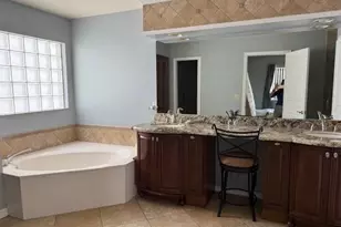 5861 N Plum Bay Pkwy, Tamarac, FL 33321 - Photo 15