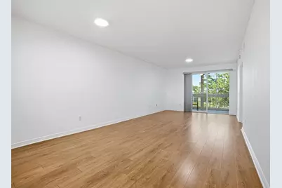 7739  Southampton Ter, Unit #411, Tamarac, FL 33321 - Photo 15