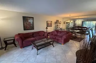 2334 S Cypress Bend Dr, Pompano Beach, FL 33069 - Photo 11