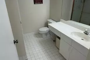 2334 S Cypress Bend Dr, Pompano Beach, FL 33069 - Photo 15