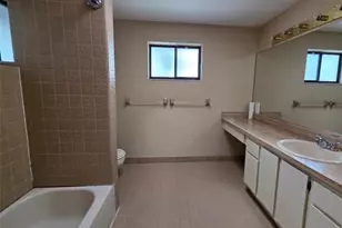 817 SE 12th Ct, Fort Lauderdale, FL 33316 - Photo 11