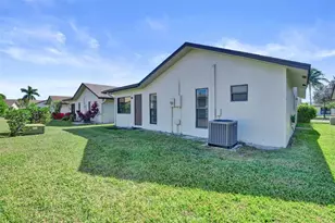 2359 SW 16th Dr, Deerfield Beach, FL 33442 - Photo 27