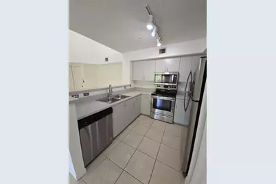 12172  Saint Andrews Pl, Unit #305, Miramar, FL 33025 - Photo 13
