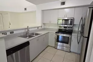 12172 St.Andrews Pl, Miramar, FL 33025 - Photo 13