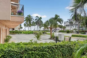 596 SE 20th Ave, Deerfield Beach, FL 33441 - Photo 51