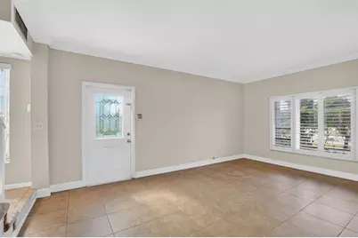 596 SE 20th Ave, Unit #4, Deerfield Beach, FL 33441 - Photo 9