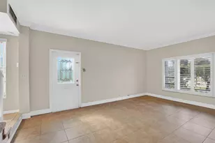 596 SE 20th Ave, Deerfield Beach, FL 33441 - Photo 9