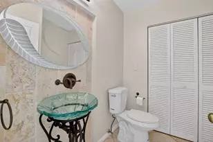 596 SE 20th Ave, Deerfield Beach, FL 33441 - Photo 23