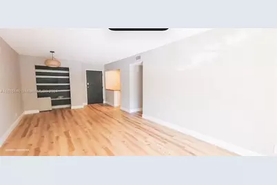 6500  Cypress Rd, Unit #211, Plantation, FL 33317 - Photo 3