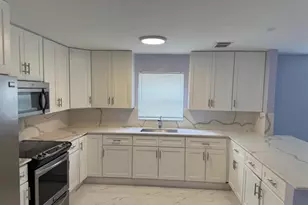 7925 SW 9th St, North Lauderdale, FL 33068 - Photo 11