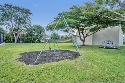 9215  Sun Pointe Dr, Boynton Beach, FL 33437 - Photo 25